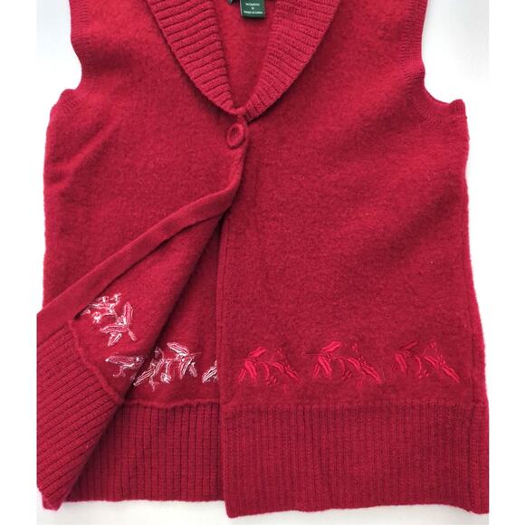 Woolrich 100% Wool Dark Red Embroidered Sweater Vest One Button Size M tiny flaw - Picture 6 of 8